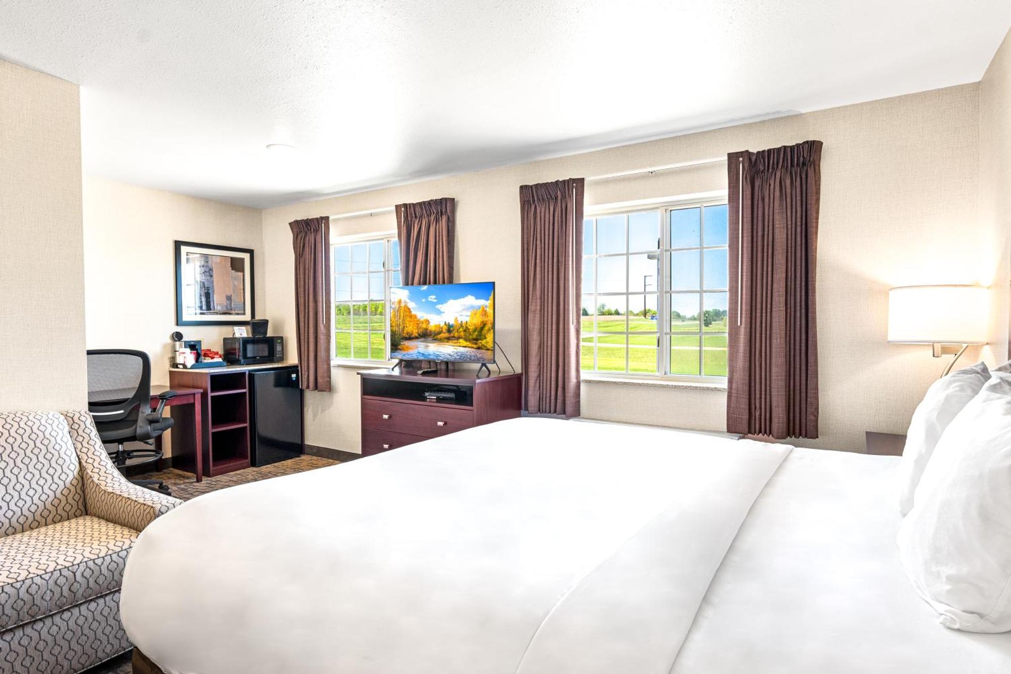 Boarders Inn & Suites By Cobblestone Hotels - Shawano ภายนอก รูปภาพ