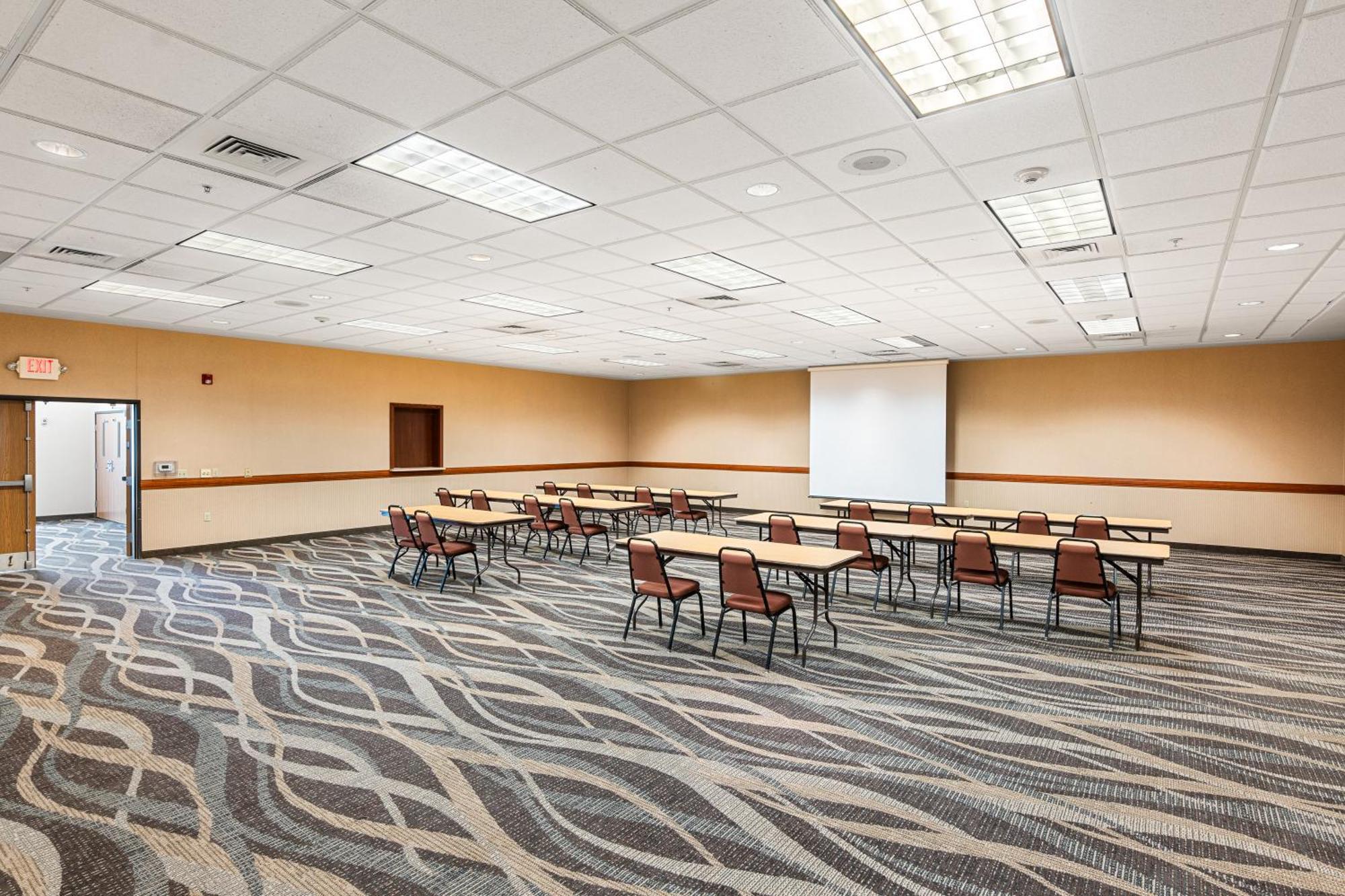 Boarders Inn & Suites By Cobblestone Hotels - Shawano ภายนอก รูปภาพ