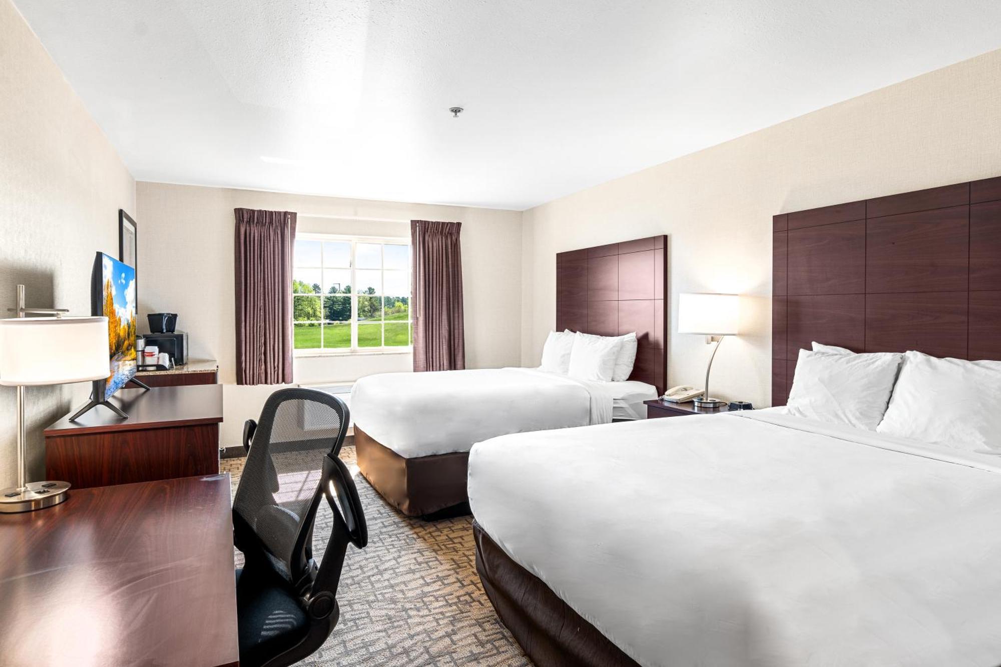 Boarders Inn & Suites By Cobblestone Hotels - Shawano ภายนอก รูปภาพ